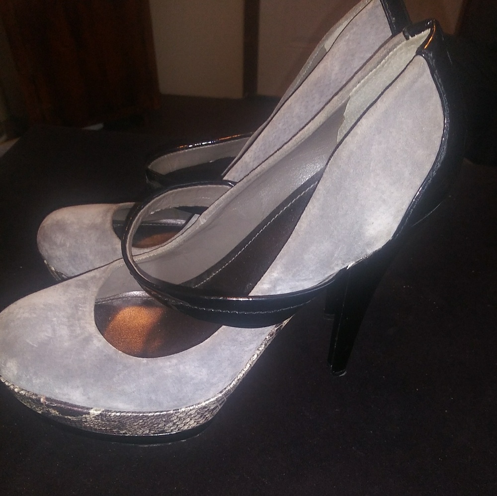 Jessica Simpson high heel shoes